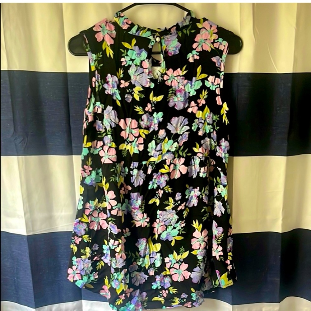7th Ray Floral Sleeveless Top